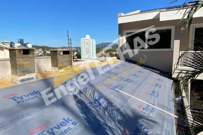 Telhas Shingle em Criciúma – Design Americano com Alta Durabilidade