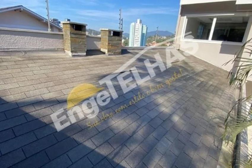Telhas Shingle em Criciúma – Design Americano com Alta Durabilidade