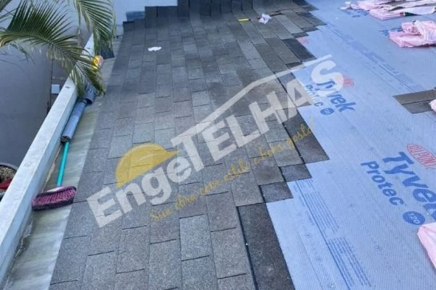 Telhas Shingle em Criciúma – Design Americano com Alta Durabilidade
